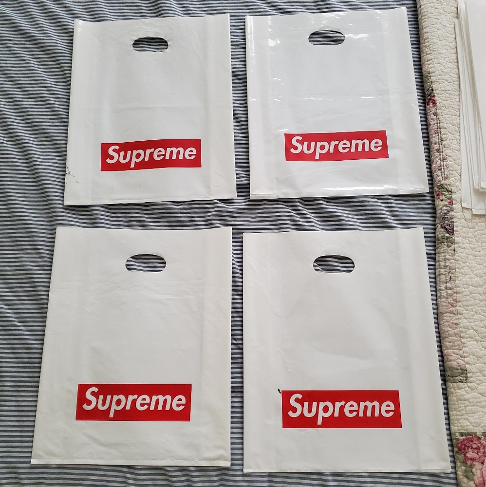 Supreme 16 x 13 bags LOT OF 13